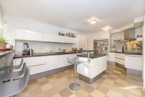 Zeitlose Eleganz auf einem Parkgrundstück – Repräsentative Villa in exklusiver Bonner Rheinlage – Die vollständige Adresse der Immobilie erhältst du vom Anbieter., 53179 Rüngsdorf, Bonn – Vorschaubild 13