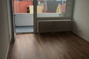 Helles 1-Zimmerappartement mit Balkon