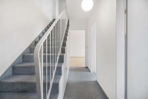 Bremen-Schwachhausen: 3,5 Zimmer-Maisonnettewohnung mit Loggia, Kellerraum und Garage  – Die vollständige Adresse der Immobilie erhältst du vom Anbieter., 28211 Gete, Bremen – Vorschaubild 11