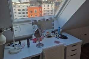 Frei ab 04 Sept, Provisionsfrei: Lichtdurchflutete 4-Zi. Penthouse Maisonette mit Domblick