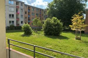 Familienfreundliche 4-Zimmer-Wohnung mit Balkon! – Albert-Schweitzer-Str. 6, 45279 Freisenbruch, Essen – Vorschaubild 3