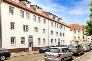 Sanierter Wohntraum: 2 Zimmer mit Balkon in ruhiger Lage von Magdeburg