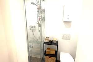 Stilvolle 3-Zimmer-Wohnung | 3-Parteien-Haus | ruhige Sackgasse | Südwest-Dachterrasse – Die vollständige Adresse der Immobilie erhältst du vom Anbieter., 40549 Oberkassel, Düsseldorf – Vorschaubild 7