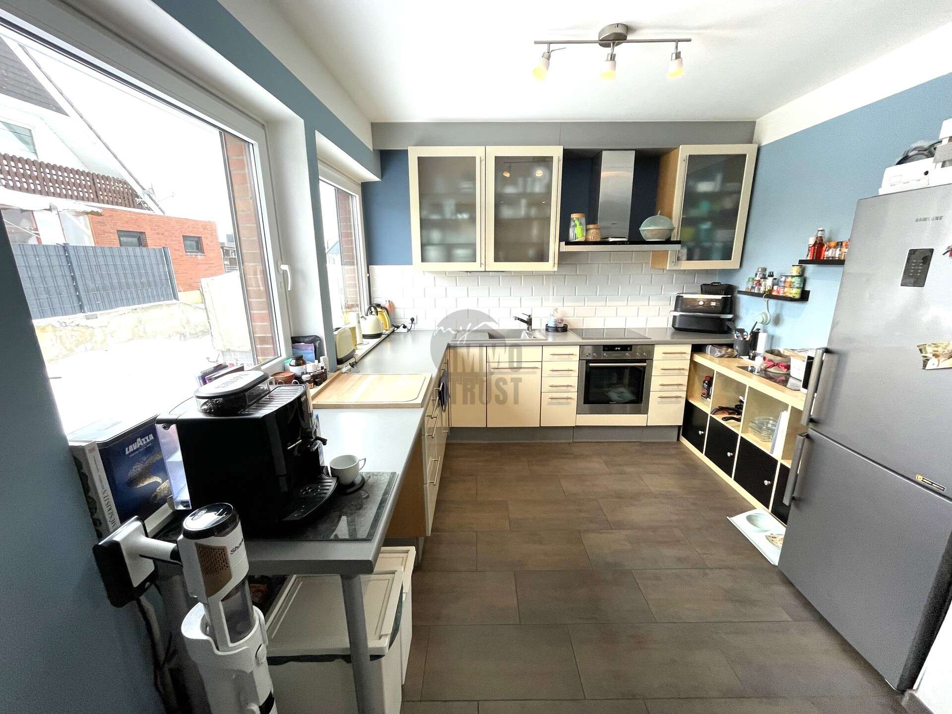 Immobilie in Agathenburg - ZWEIFAMILIENHAUS MIT ZWEI GETRENNTEN WOHNUNGEN IN STADE / WIEPENKATHEN - Bild 11