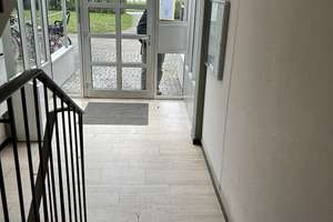 Gehobene 3-Zimmer Wohnung mit Loggia 15m2  im 2 OG in Grünem neben der Schule in Perlach – Strehlerasnger 15, 81735 Neuperlach, München – Vorschaubild 2