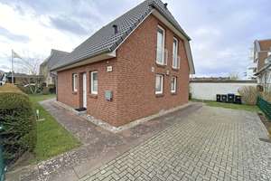 Timmendorfer Strand | Niendorf - Neuwertiges Einfamilienhaus in absoluter Strandnähe (100m) mit Stel – Die vollständige Adresse der Immobilie erhältst du vom Anbieter., 23669 Timmendorfer Strand – Vorschaubild 17