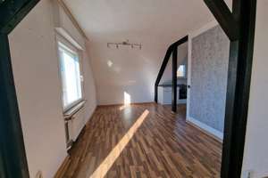 Helle 2-Zimmer Dachgeschosswohnung in Nümbrecht mit Balkon – Die vollständige Adresse der Immobilie erhältst du vom Anbieter., 51588 Nümbrecht – Vorschaubild 8
