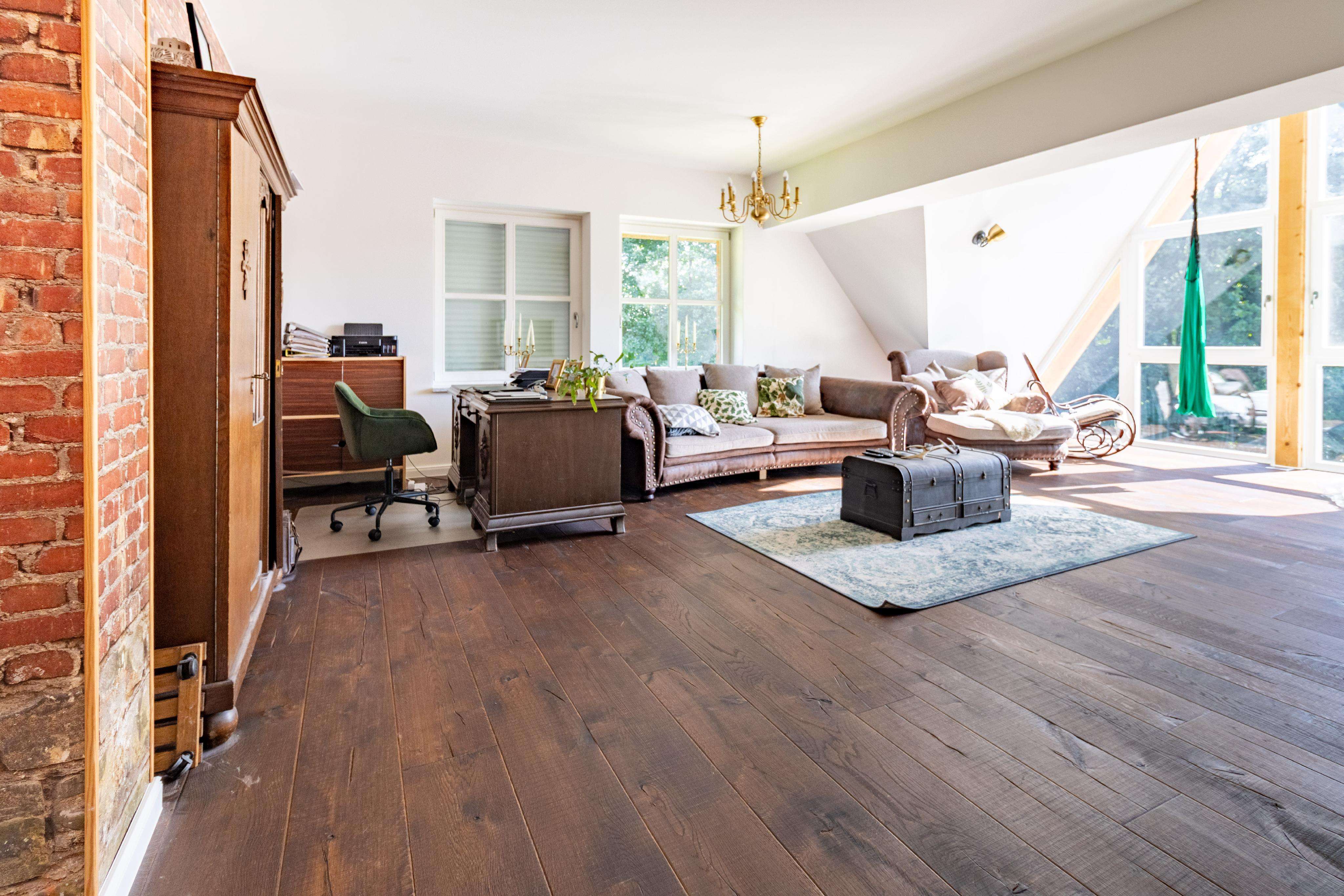 Immobilie in Zarrentin am Schaalsee - Reetdachhaus mit Charakter -                        modernes Wohnen in malerischer Umgebung - Bild 7