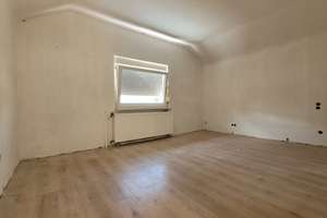 Eigentumswohnung mit genehmigter Ausbauplanung in einem Zweifamilienhaus – Dahlemer Weg 156, 14167 Zehlendorf, Berlin – Vorschaubild 4