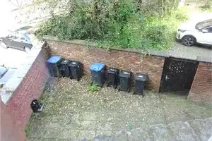 439 - Kapitalanlage! Mehrfamilienhaus mit 5 Wohneinheiten in zentraler Lage in Stollberg – Blaustraße 1X, 52222 Aachen (Kreis) – Vorschaubild 8