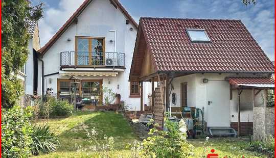 Bild von Großzügiges Einfamilienhaus mit Garage in beliebter Lage