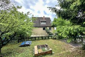 Dreifamilienhaus mit Modernisierungsbedarf, großem Grundstück und Garage in Stuttgart-Rohracker – Wollerweg 5, 70329 Rohracker, Stuttgart – Vorschaubild 4