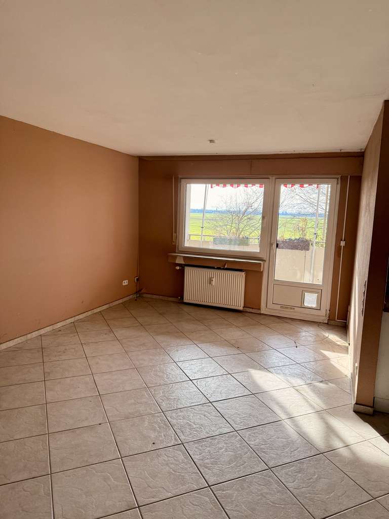 Immobilie in Bergheim - Helle 3-Zimmer Wohnung mit großem Balkon und unverbautem Blick  - Bild 2