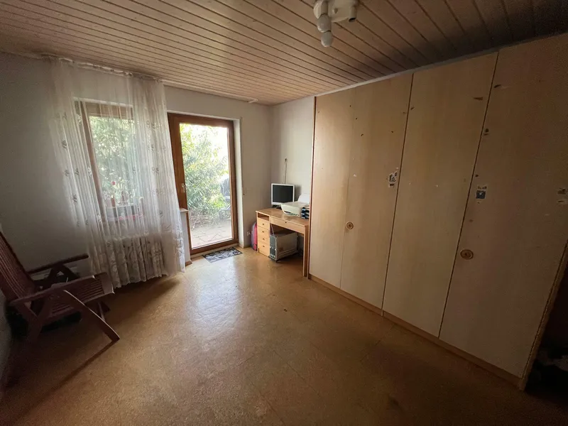 3-Family House – Hildrizhausen – development potential - 3