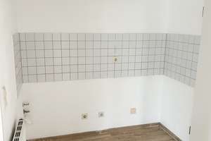 Provisionsfreie und bezugsfreie 1,5-Zimmer-Wohnung mit Tiefgaragenstellplatz! – Die vollständige Adresse der Immobilie erhältst du vom Anbieter., 1237 Reick, Dresden – Vorschaubild 11