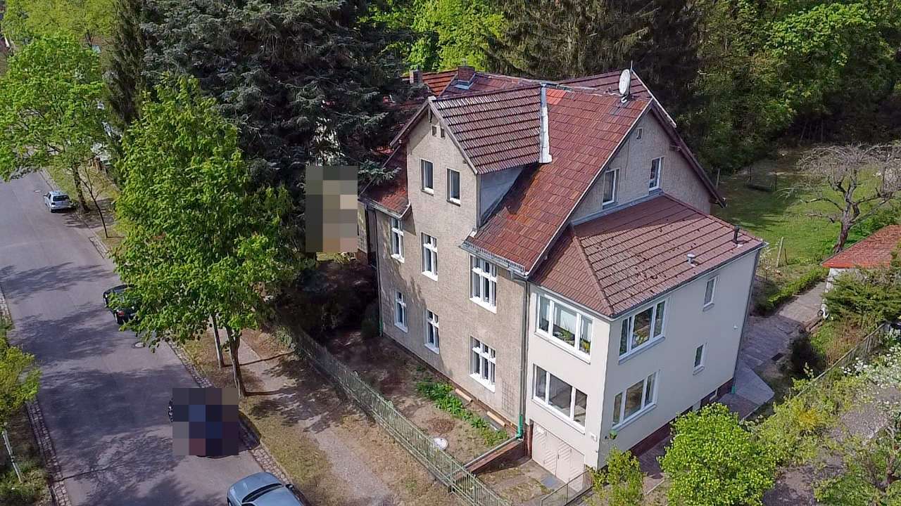 Schöne Dachgeschoss-Altbauwohnung – modernisierungsbedürftig mit außergewöhnlichem Potenzial!, Berlin – Bild 1