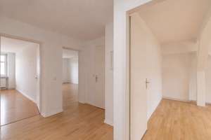 Bezugsfreie 3 Zimmer Dachgeschosswohnung nahe Karl-August-Platz – Pestalozzistrasse 69, 10627 Charlottenburg, Berlin – Vorschaubild 9