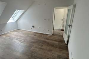 Charmante moderne 2-Raum-Dachgeschosswohnung mit Balkon in Bergerhausen sucht neuen Mieter*in – Muldeweg 51, 45136 Bergerhausen, Essen – Vorschaubild 8