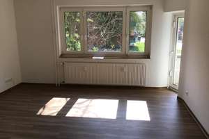 Wunderschöne Familienwohnung mit modernem Tageslichtbad und herrlichem Balkon im EG! – Freisenbruchstr. 5, 45279 Freisenbruch, Essen – Vorschaubild 3