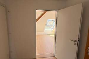 frisch sanierte 2 Zimmer Wohnung - 2erWG geeignet - in zentraler Lage, ab 01.08.2026 – Franzstraße 11, 52064 Theater, Aachen – Vorschaubild 2