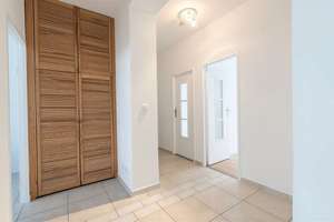 Renoviert & Perfekt Geschnitten: 4 Zimmer in Charlottenburg – Die vollständige Adresse der Immobilie erhältst du vom Anbieter., 10589 Charlottenburg, Berlin – Vorschaubild 8