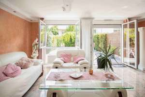 Maisonette im Haus-im-Haus-Stil: Großzügige 4,5-Zimmer mit eigenem Eingang in Stuttgart-Hausen – 70499 Hausen, Stuttgart – Vorschaubild 1