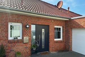 Energieeffizienter KfW-70-Bungalow mit Kamin in Feldrandlage – modern, hell & mit Ausbaureserve – Die vollständige Adresse der Immobilie erhältst du vom Anbieter., 30966 Hemmingen – Vorschaubild 2