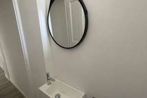 attraktive 3-Zimmer-Wohnung mit 2 Balkonen in Wiesbaden – Die vollständige Adresse der Immobilie erhältst du vom Anbieter., 65183 Mitte, Wiesbaden – Vorschaubild 8