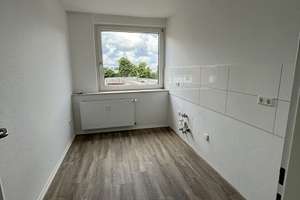 gemütliche 2 Zimmer Wohnung mit Balkon in ruhiger Seitenstraße – Gärtnerstraße 4, 27572 Fischereihafen, Bremerhaven – Vorschaubild 2