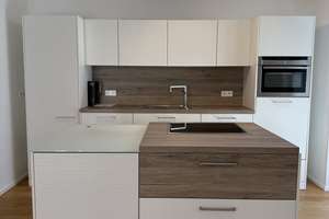 Helle und moderne 3-Zi.-Whg., EBK, Stellplatz, Balkon(-kraftwerk), uvm... – Die vollständige Adresse der Immobilie erhältst du vom Anbieter., 70329 Uhlbach, Stuttgart – Vorschaubild 4