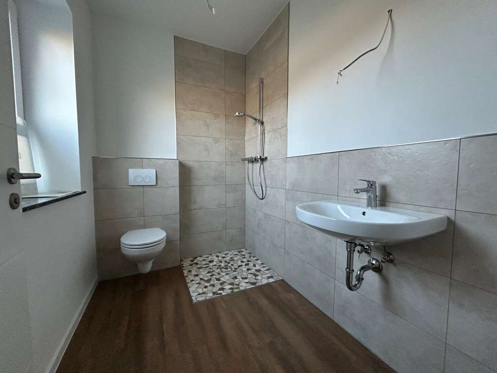 Immobilie in Brodersby - Energieeffiziente Doppelhaushälfte in ruhiger, strandnaher Lage / RECHTS - Bild 4