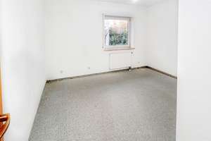 Modernes Zweifamilienhaus mit großem idyllischem Garten in attraktiver Hanglage (Fernblick) – Jägersberg 20, 91480 Markt Taschendorf – Vorschaubild 11