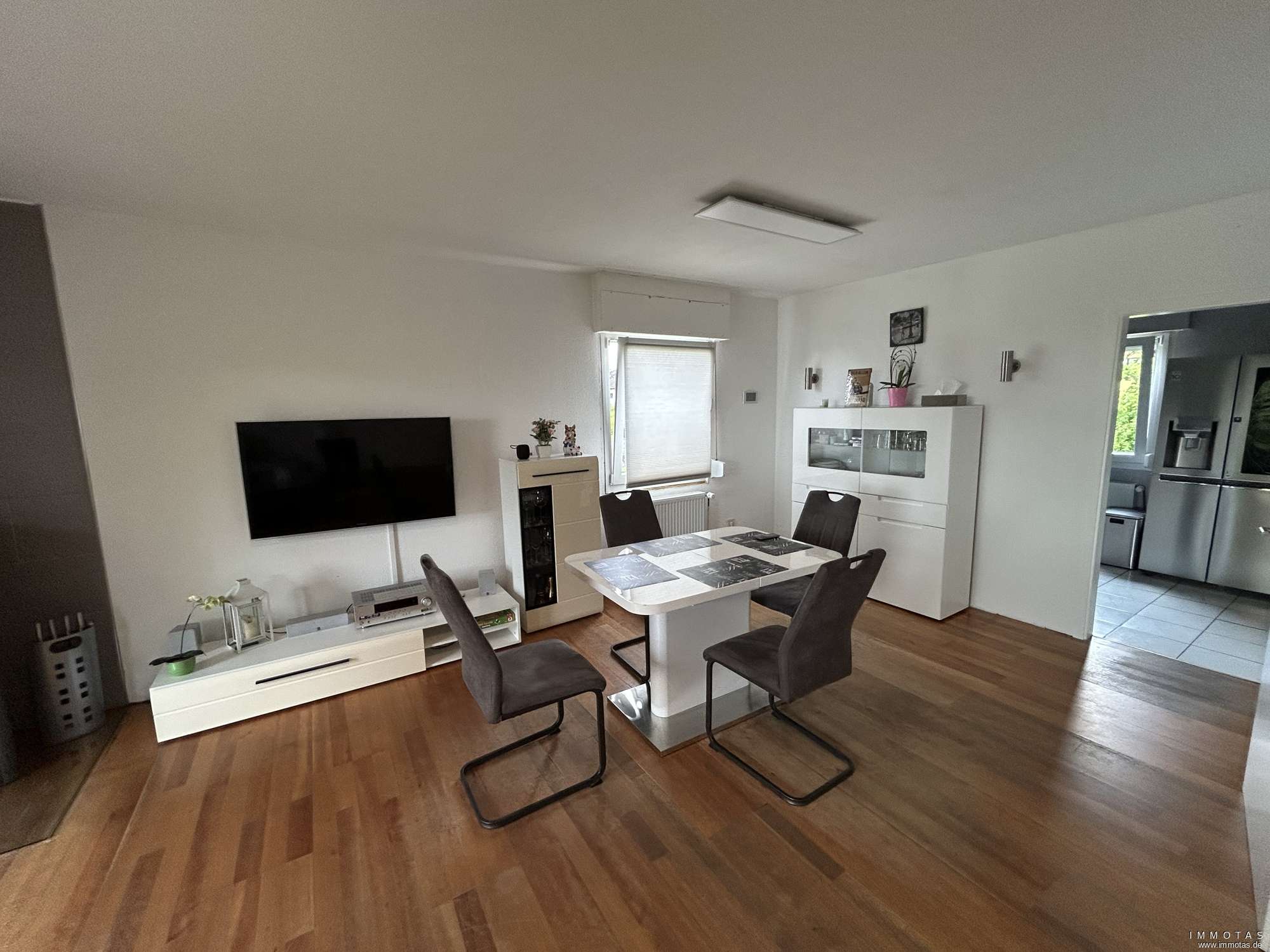 Immobilie in Riedelberg - Schönes Einfamilienhaus (Massa-Fertighaus) mit Doppelgarage und Garten - Bild 5