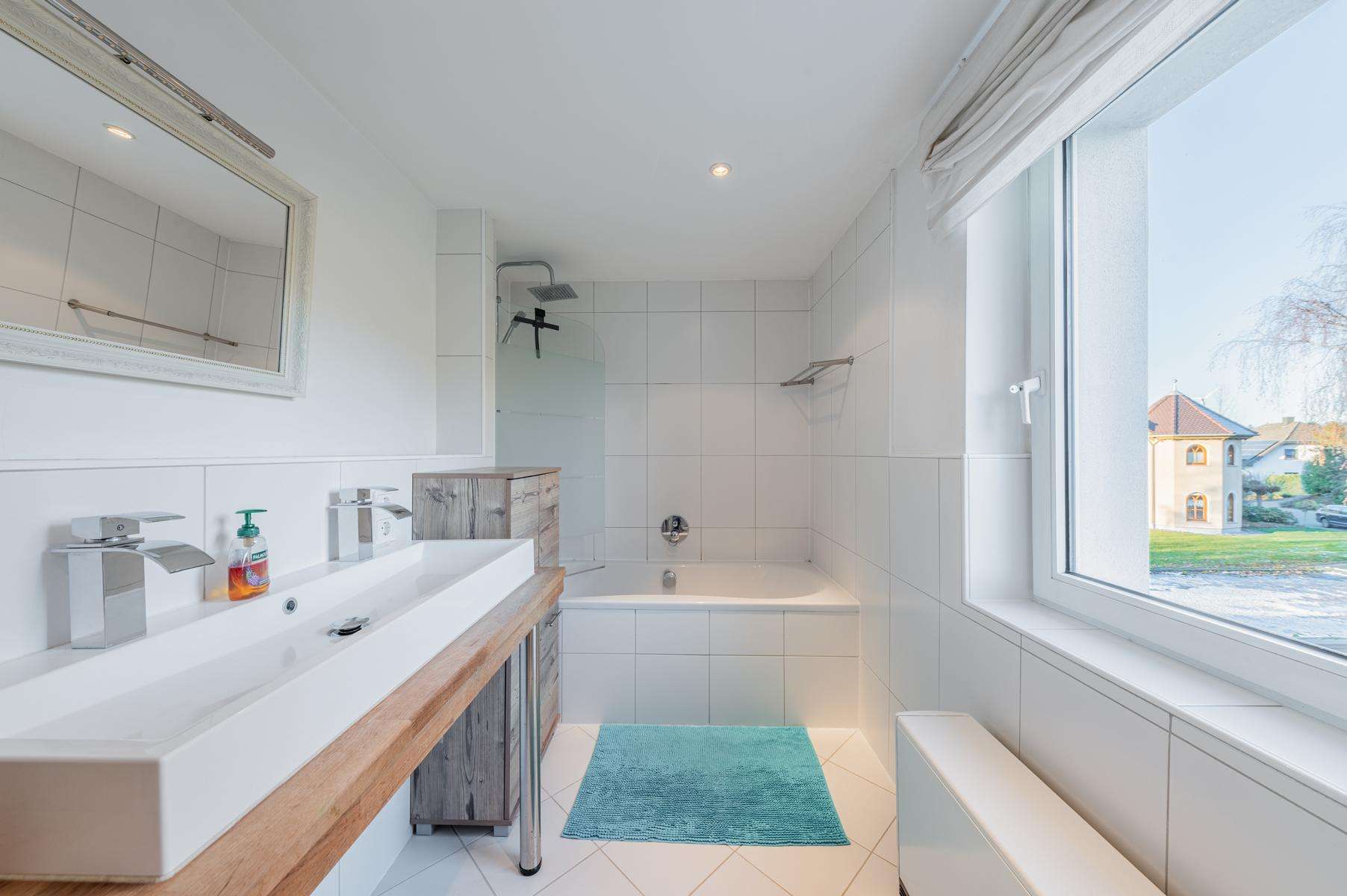 Immobilie in Liebshausen - Geräumiges Einfamilienhaus auf großem Grundstück in ruhiger Ortsrandlage mit Garage - Bild 8