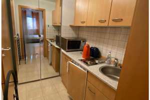 Möbliertes Apartment in beliebter Lage am Marienplatz in Stuttgart – Hohenstaufenstraße 18, 70178 Karlshöhe, Stuttgart – Vorschaubild 2