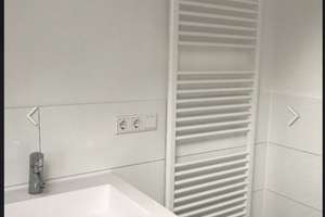 Helle 3-Zimmer-Dachgeschosswohnung in Düsseldorf-Süd/Hassels – Hasselsstraße 39, 40599 Hassels, Düsseldorf – Vorschaubild 3
