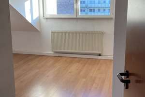 Helle DG-Wohnung in Karlsruhe Innenstadt – ideal als 2er-WG – Die vollständige Adresse der Immobilie erhältst du vom Anbieter., 76131 Innenstadt-Ost, Karlsruhe – Vorschaubild 6