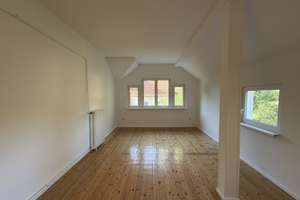 Willkommen Sommer - in Ihrer traumhaft schönen Dachgeschosswohnung mit Sonnenbalkon!!! – Königstraße 31, 14163 Zehlendorf, Berlin – Vorschaubild 8