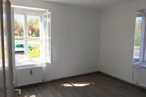 Helles Zimmer 13,84 m² innerhalb einer 3er-WG // EG links, Zimmer 2063 – Heinrich-Heine-Str. 1, 38440 Wolfsburg – Vorschaubild 2