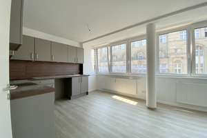 Zweitbezug nach Sanierung ! Moderne 2-Zimmer Wohnung (4. OG) Mitten in der Bremer City – Knochenhauer Str. 5, 28195 Altstadt, Bremen – Vorschaubild 3