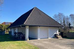 Großes Wohnhaus mit Garage und parkähnlichem Garten – Die vollständige Adresse der Immobilie erhältst du vom Anbieter., 23758 Oldenburg in Holstein – Vorschaubild 4