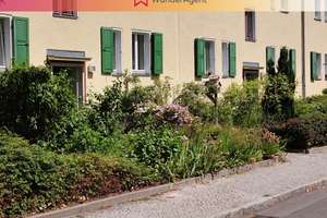 Bezugsfrei ++ Helles, möbliertes Apartment in gepflegtem Altbau ++ Top Lage – Die vollständige Adresse der Immobilie erhältst du vom Anbieter., 10437 Prenzlauer Berg, Berlin – Vorschaubild 2