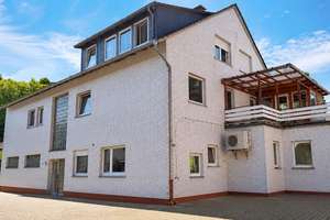 Investor gesucht!  2 Wohn und Geschäftshäuser mit Ausbaumöglichkeit – Die vollständige Adresse der Immobilie erhältst du vom Anbieter., 37696 Marienmünster – Vorschaubild 4
