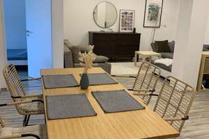 Schöne, zentral gelegene 3-Zimmer-Wohnung - sehr gut für eine WG geeignet! – Klinkerberg 2, 86152 Stadtjägerviertel, Augsburg – Vorschaubild 2