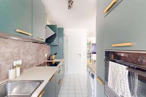 Renovierte 2,5-Zimmer-Wohnung mit Süd-Balkon, Einbauküche und TG-Stellplatz in Stuttgart-Möhringen – 70567 Möhringen-Süd, Stuttgart – Vorschaubild 5