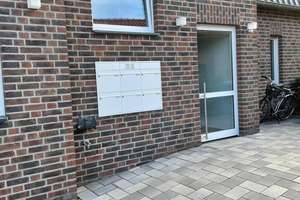 Neuwertige 2,5-Raum-Wohnung mit Balkon und Einbauküche in Grefrath