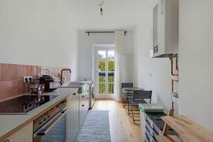 Modernisierter Altbaucharme mit Parkblick - renovierte, großzügige 2-Zimmer Wohnung – Manteuffelstrasse 9, 12103 Tempelhof, Berlin – Vorschaubild 14
