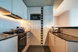 MÖBLIERT - LIFESTYLE IN MITTE - Apartment mit Balkon in der Cloud No.7 – Die vollständige Adresse der Immobilie erhältst du vom Anbieter., 70191 Europaviertel, Stuttgart – Vorschaubild 12