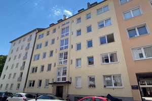 Maxvorstadt/Schwabing, 2 Zi.-Whg., Balkon, ruhige Lage, Uni + U-Bahn Nähe