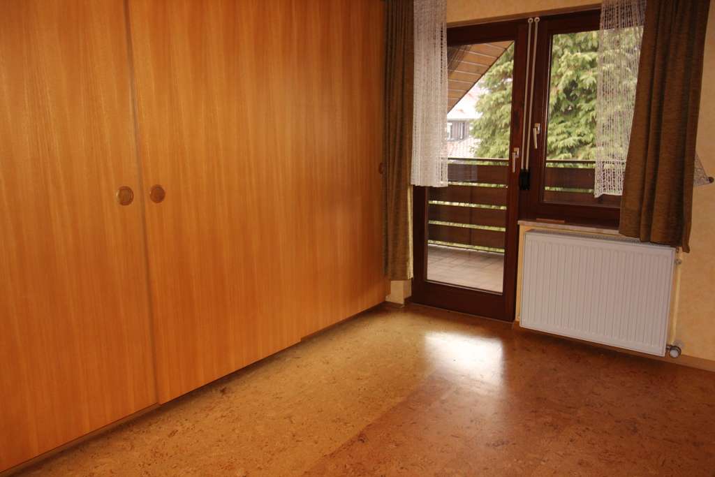 Immobilie in Murrhardt - Einfamilienhaus, DHH in zentraler Wohnlage - Bild 3